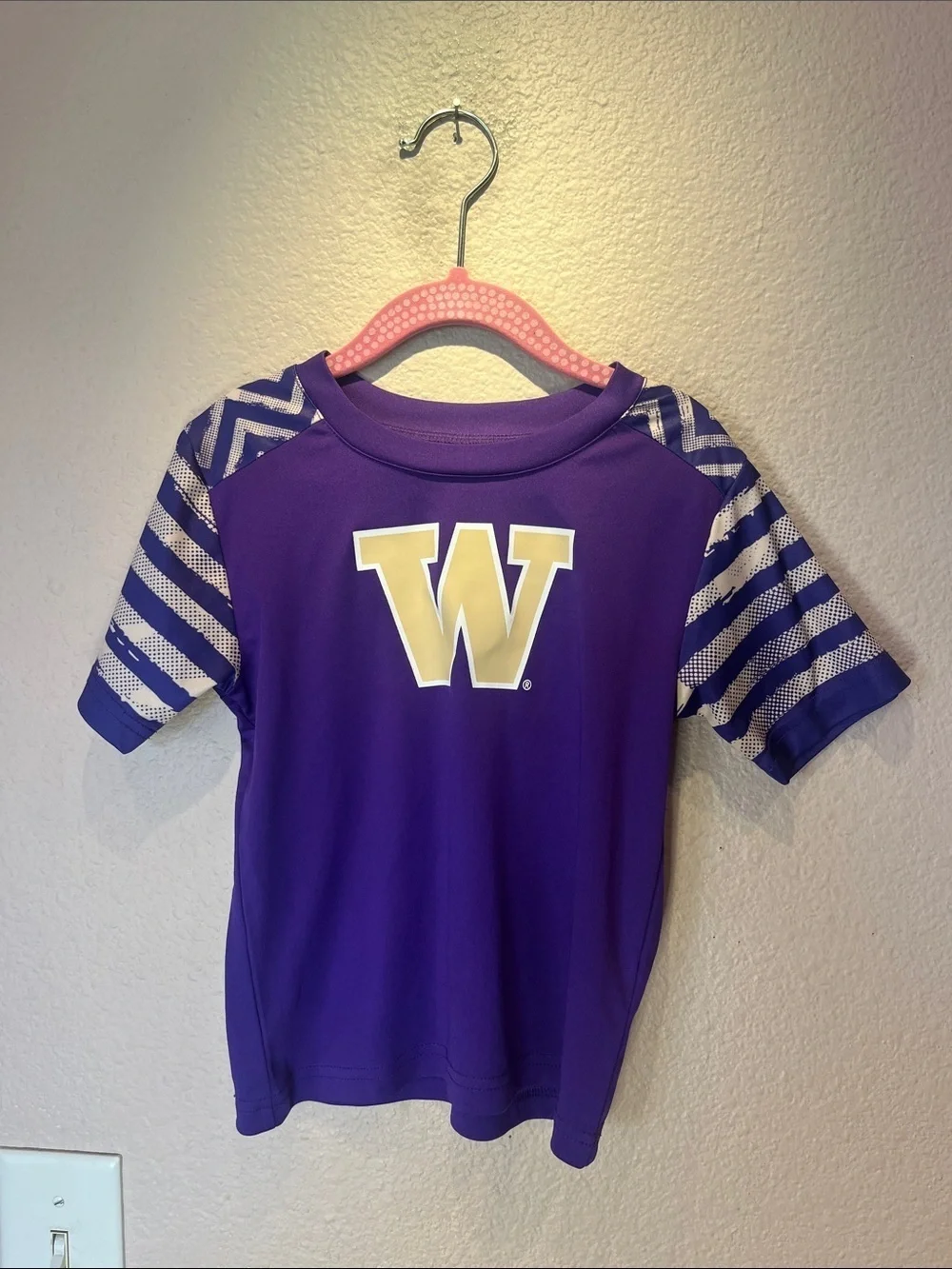 University of Washington UW Huskies Kid’s Jersey Style T Shirt Size 4T
